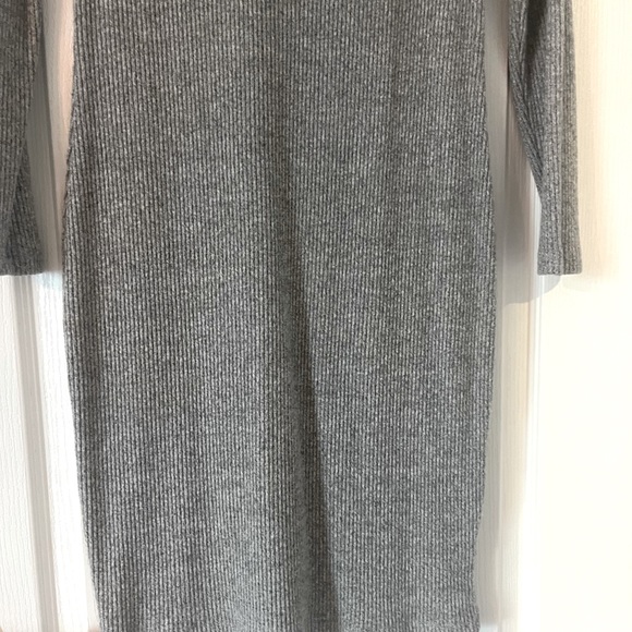 A New Day Gray Long Sleeve Waffle Knit Cozy Soft Thick Sweater Dress S - Picture 6 of 11